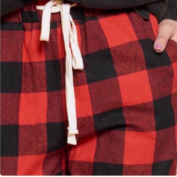 Red Buffalo plaid joggers - Picture 4 of 4